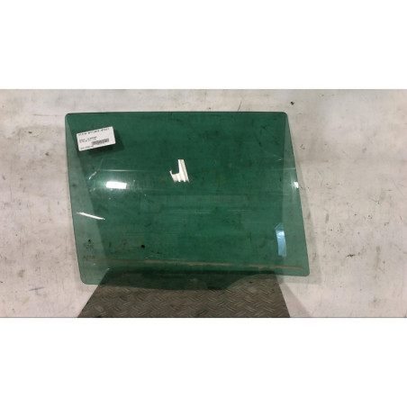 Vitre arriere droit SKODA OCTAVIA 3