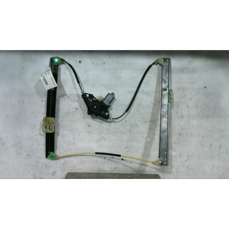 Leve vitre electrique avant droit SKODA OCTAVIA 3