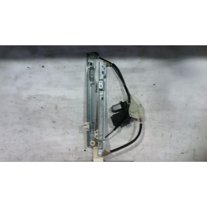 Leve vitre electrique avant droit CITROEN C4 GRAND PICASSO 1 Photo n°1