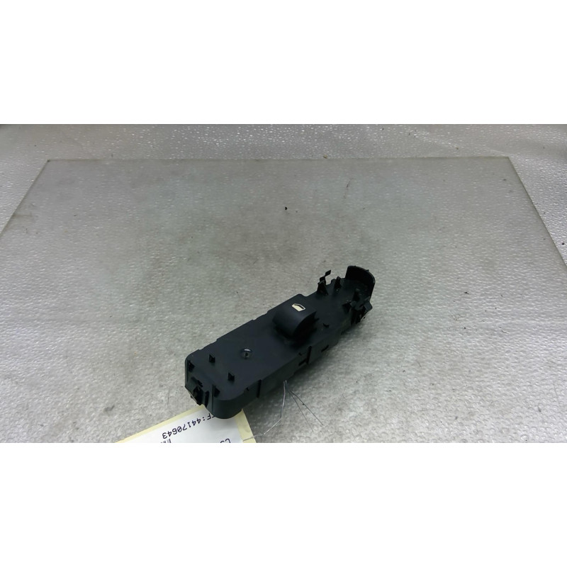 Interrupteur de leve vitre avant droit CITROEN C5 2 Photo n°1