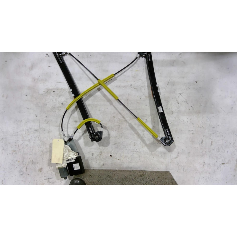 Leve vitre electrique avant droit AUDI A3 2 Photo n°1