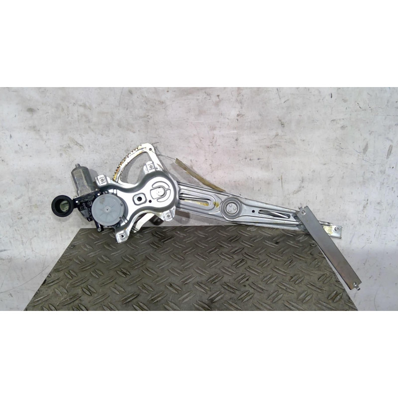 Leve vitre electrique avant droit TOYOTA AURIS 1 Photo n°1