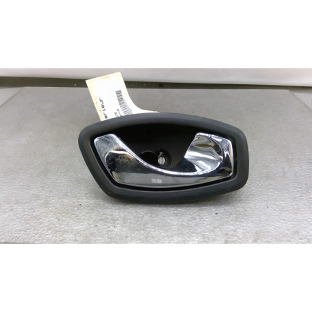 Poignee interieur avant droit RENAULT CLIO 4