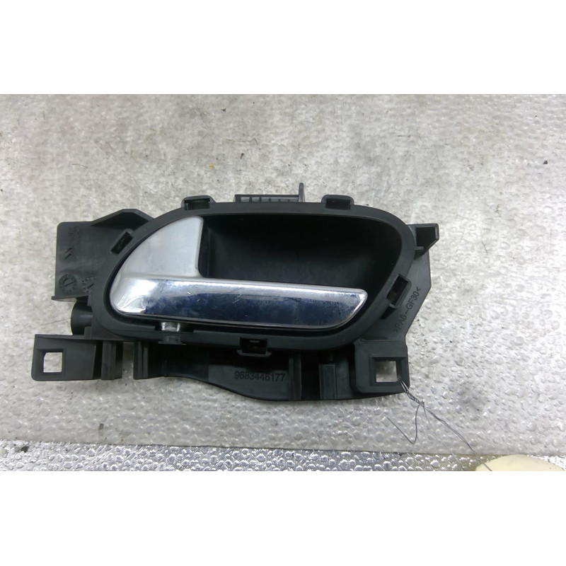 Poignee interieur arriere gauche PEUGEOT 5008 1 Photo n°1