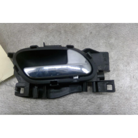 Poignee interieur avant droit PEUGEOT 5008 1