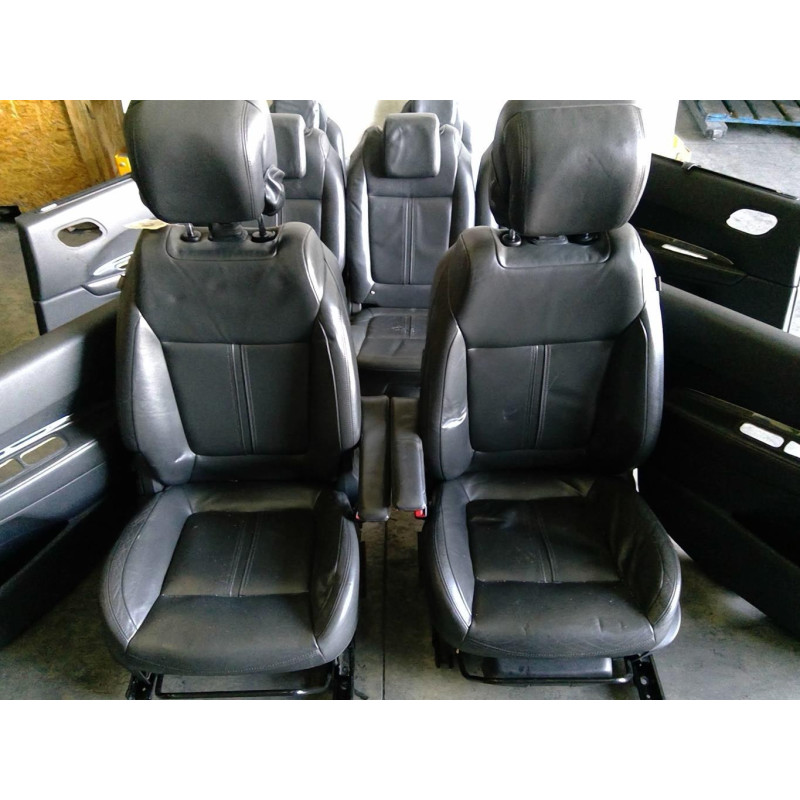 Interieur complet PEUGEOT 5008 1 Photo n°1