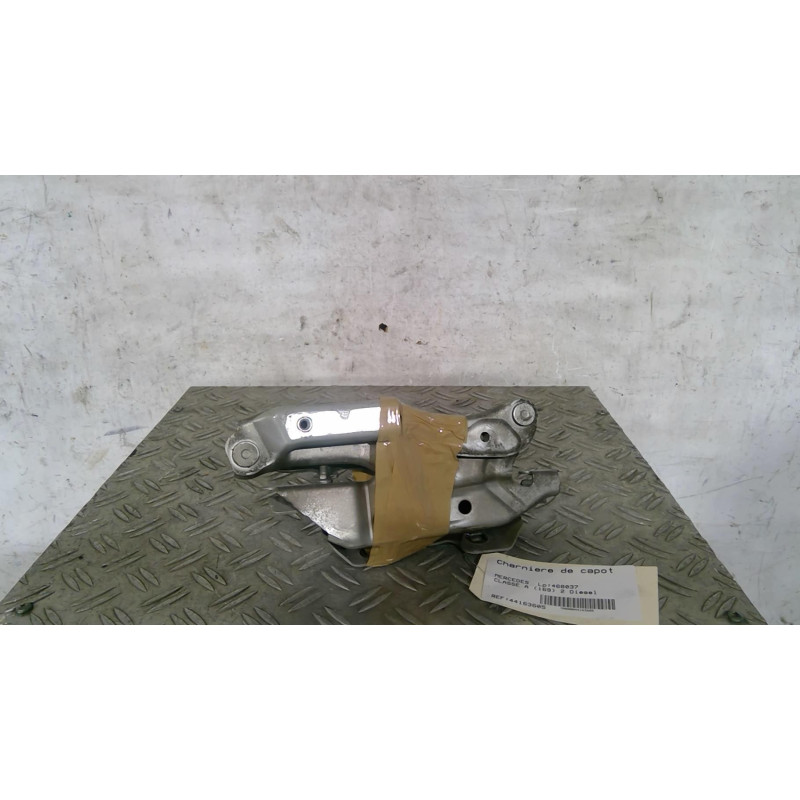 Charniere de capot MERCEDES CLASSE A 169 Photo n°1