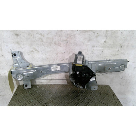 Leve vitre electrique avant droit PEUGEOT 208 1