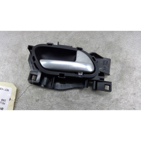 Poignee interieur avant droit PEUGEOT 208 1