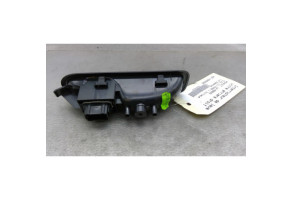Interrupteur de leve vitre arriere droit RENAULT CLIO 3 Photo n°2