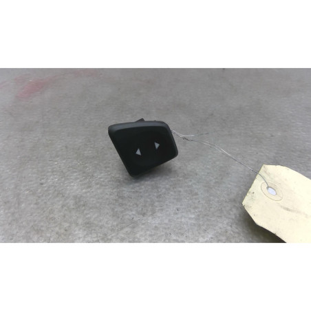 Interrupteur de leve vitre avant droit FIAT 500 2