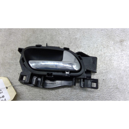 Poignee interieur avant droit PEUGEOT 3008 1