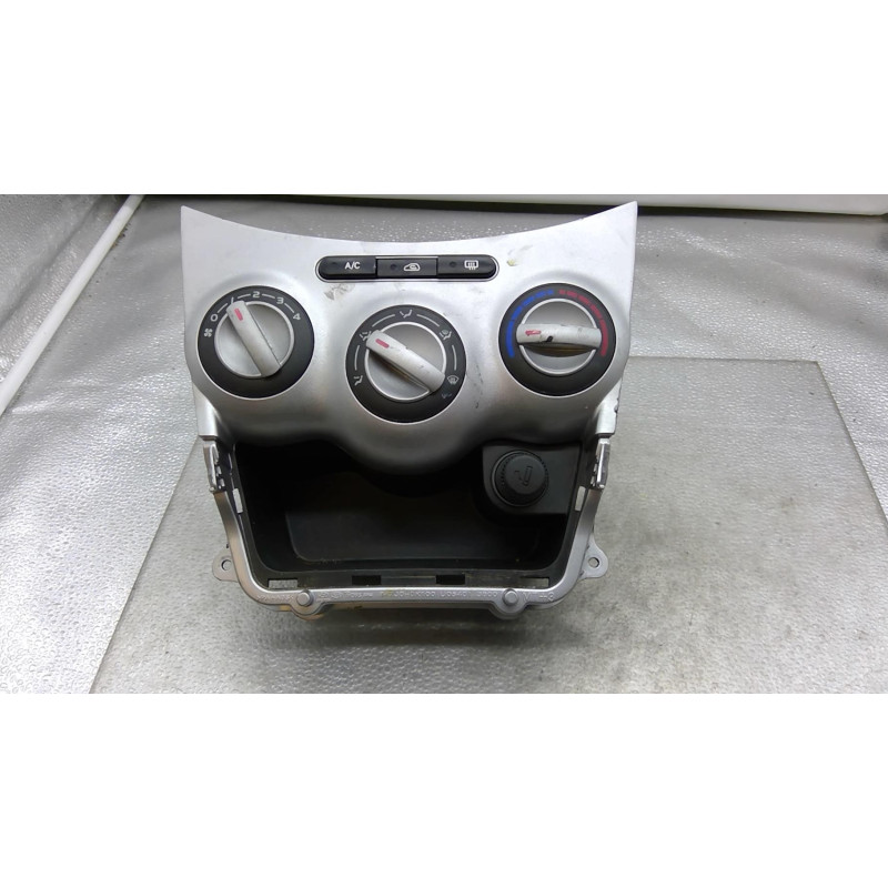 Commande chauffage HYUNDAI I 10 1 Photo n°1