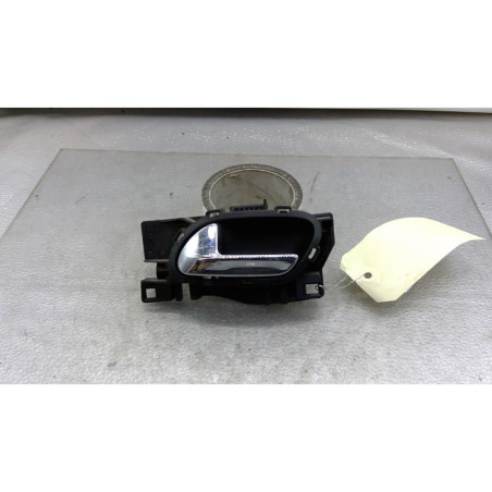 Poignee interieur avant gauche PEUGEOT 3008 1