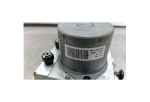Bloc ABS (freins anti-blocage) HYUNDAI I 20 2 Photo n°3