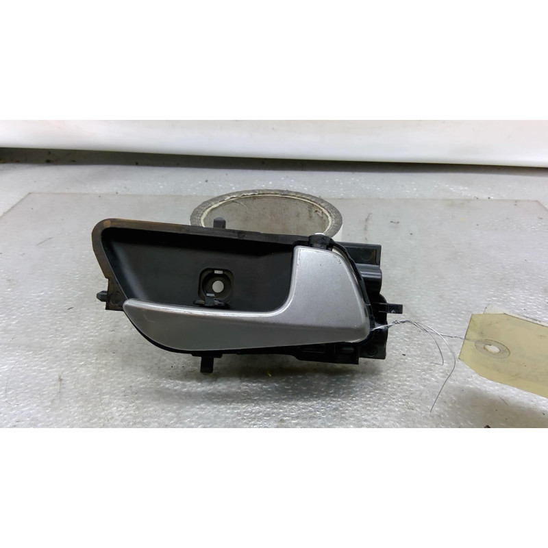 Poignee interieur arriere droit HYUNDAI I 20 2 Photo n°1