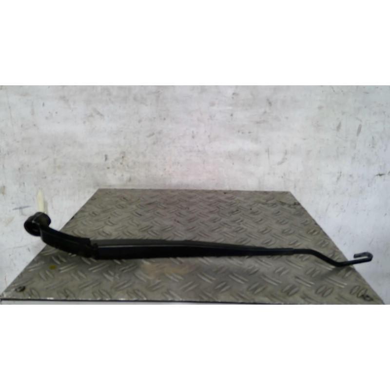 Bras essuie glace avant gauche HYUNDAI I 20 2 Photo n°1
