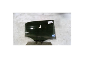 Vitre arriere droit HYUNDAI I 20 2 Photo n°1