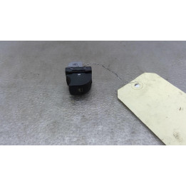 Interrupteur de leve vitre arriere droit AUDI A6 3 Photo n°1