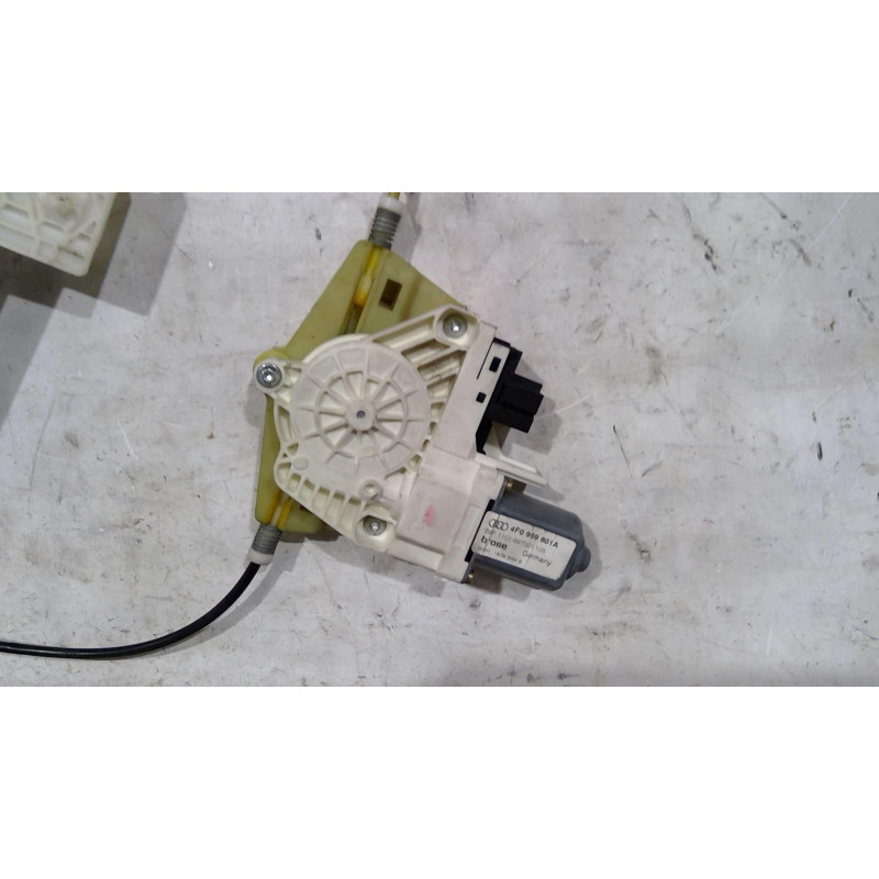 Leve vitre electrique arriere gauche AUDI A6 3 Photo n°1