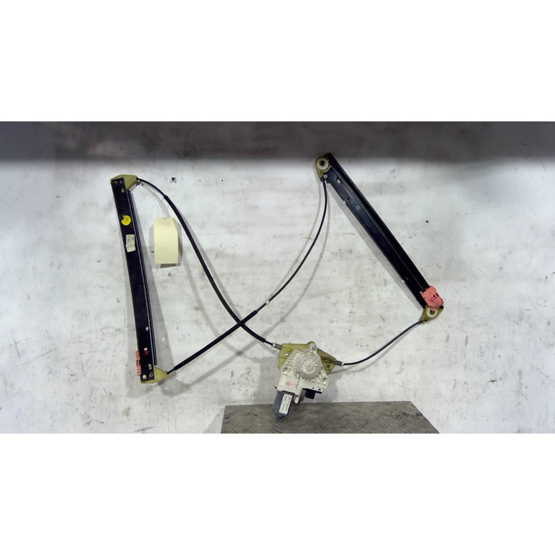 Leve vitre electrique avant gauche AUDI A6 3 Photo n°1