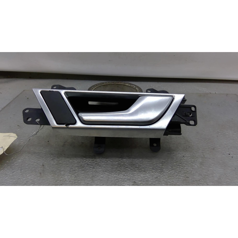 Poignee interieur arriere droit AUDI A6 3 Photo n°1