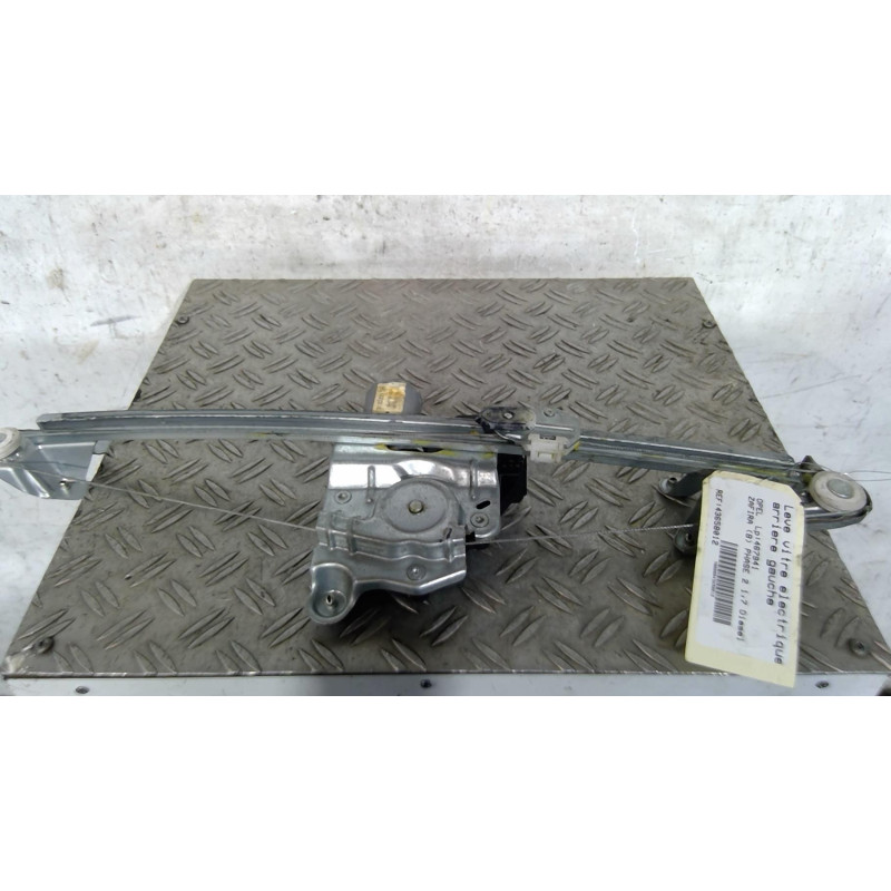 Leve vitre electrique arriere gauche OPEL ZAFIRA B Photo n°1