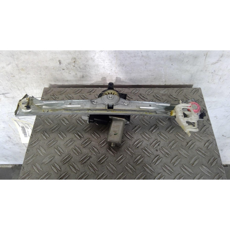 Leve vitre electrique arriere droit FIAT BRAVO 2 Photo n°1