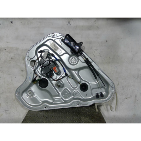 Leve vitre electrique arriere droit HYUNDAI I 30 1
