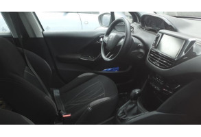 Leve vitre electrique avant gauche PEUGEOT 208 1 Photo n°6