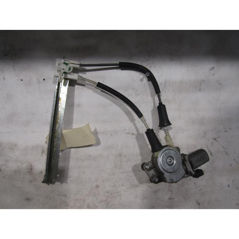 Leve vitre electrique arriere droit ALFA ROMEO 147 Photo n°1