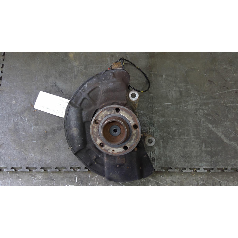 Pivot de moyeu avant droit VOLVO XC 90 1 Photo n°1