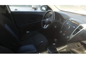 Vitre arriere droit KIA CEE-D 1 Photo n°3