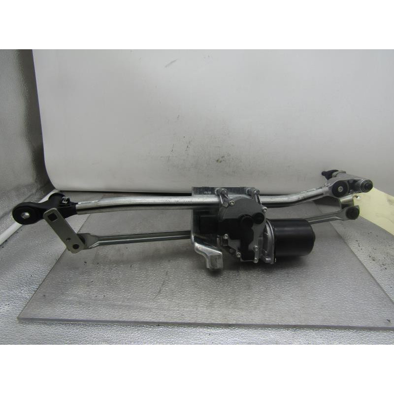 Moteur essuie glace avant BMW SERIE 1 E81 Photo n°1