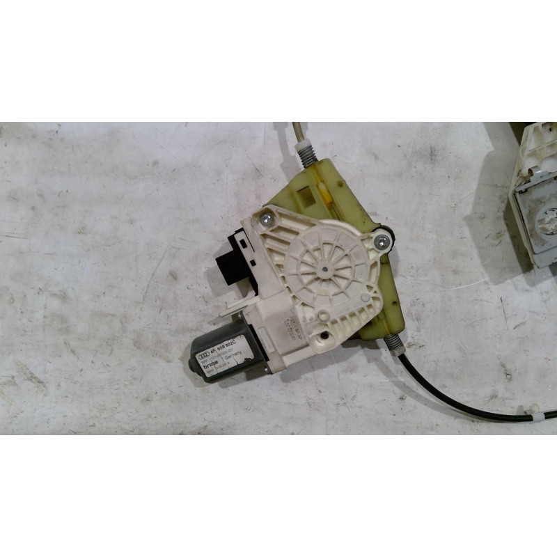 Leve vitre electrique arriere droit AUDI A6 3 Photo n°1