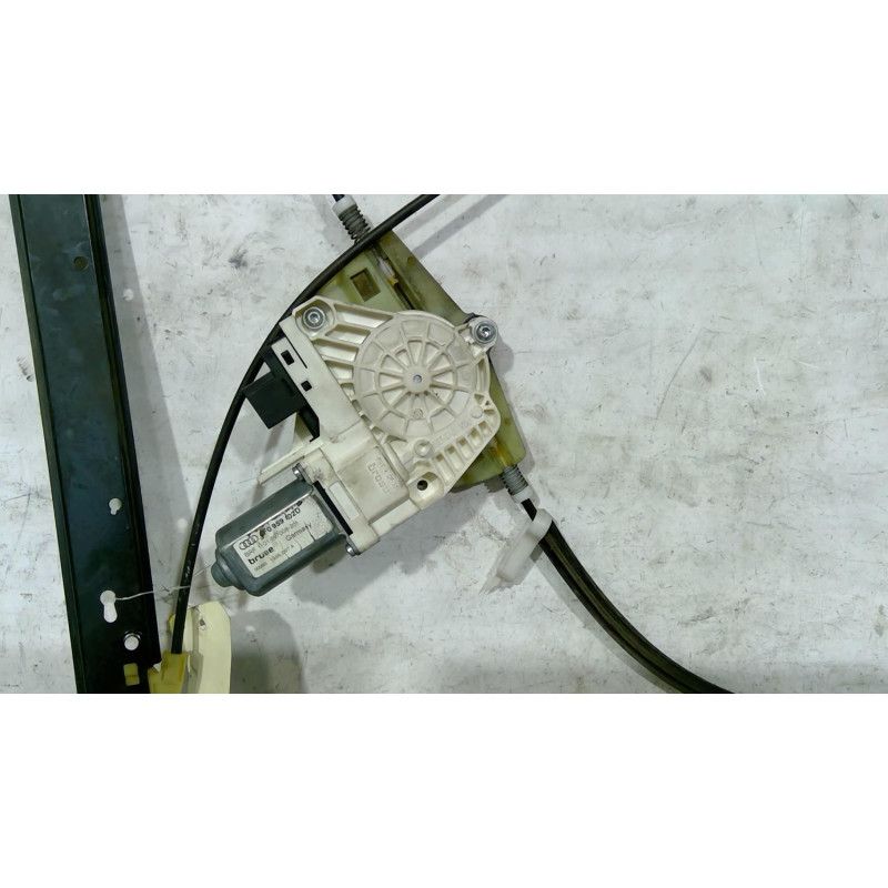 Leve vitre electrique avant droit AUDI A6 3 Photo n°1
