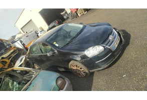 Feu arriere secondaire gauche (feux) VOLKSWAGEN JETTA 3 Photo n°3