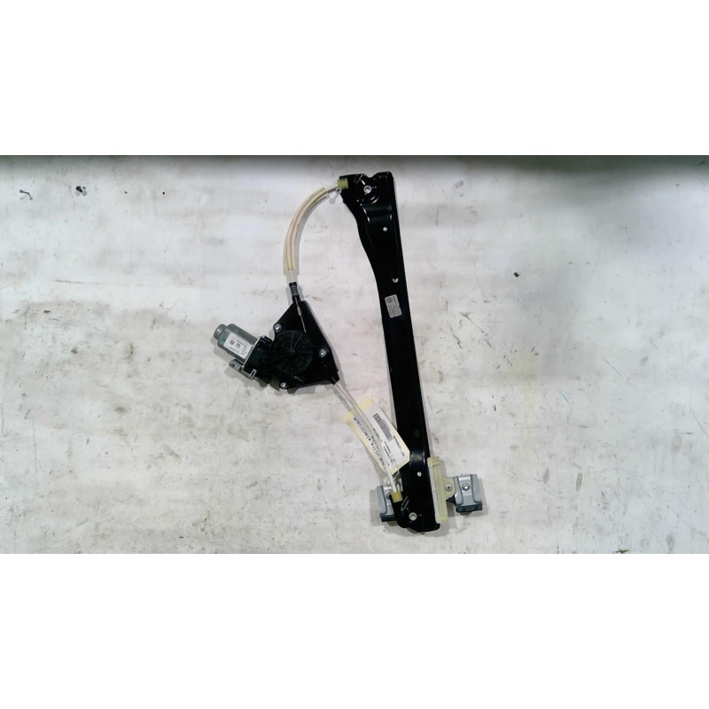 Leve vitre electrique avant gauche VOLKSWAGEN UP Photo n°1