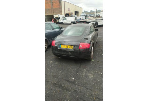 Renfort pare choc arriere (traverse) AUDI TT 1 Photo n°7