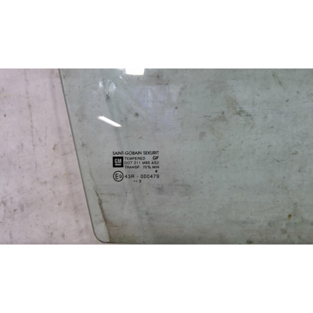 Vitre arriere droit OPEL CORSA C
