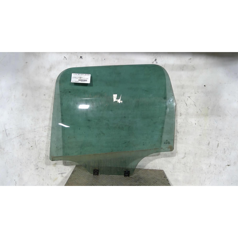 Vitre arriere gauche CITROEN C3 PICASSO Photo n°1