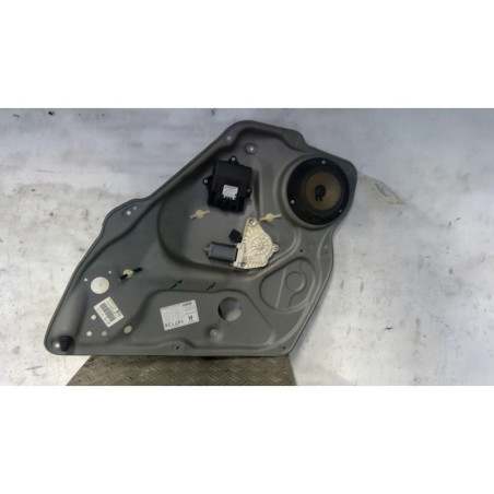 Leve vitre electrique arriere droit MERCEDES CLASSE B 245