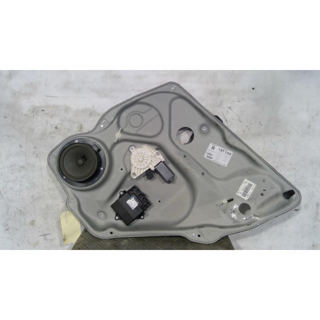 Leve vitre electrique arriere droit MERCEDES CLASSE B 245
