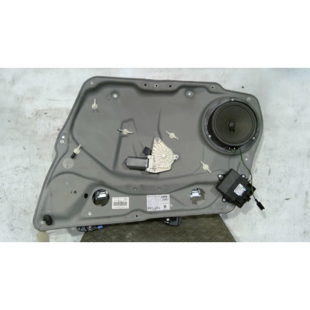 Leve vitre electrique avant droit MERCEDES CLASSE B 245