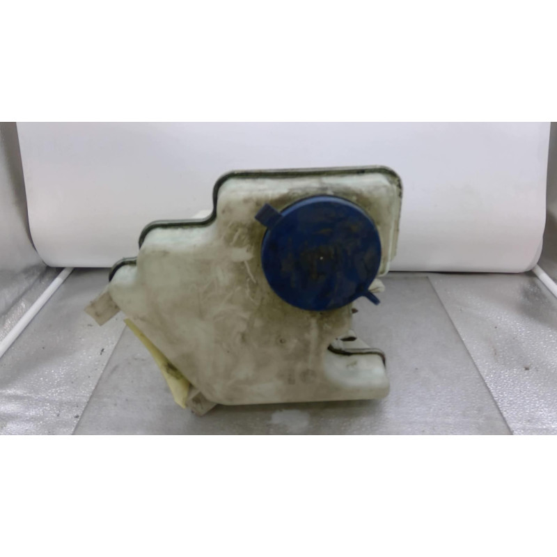 Vase de lave glace MERCEDES CLASSE B 245 Photo n°1