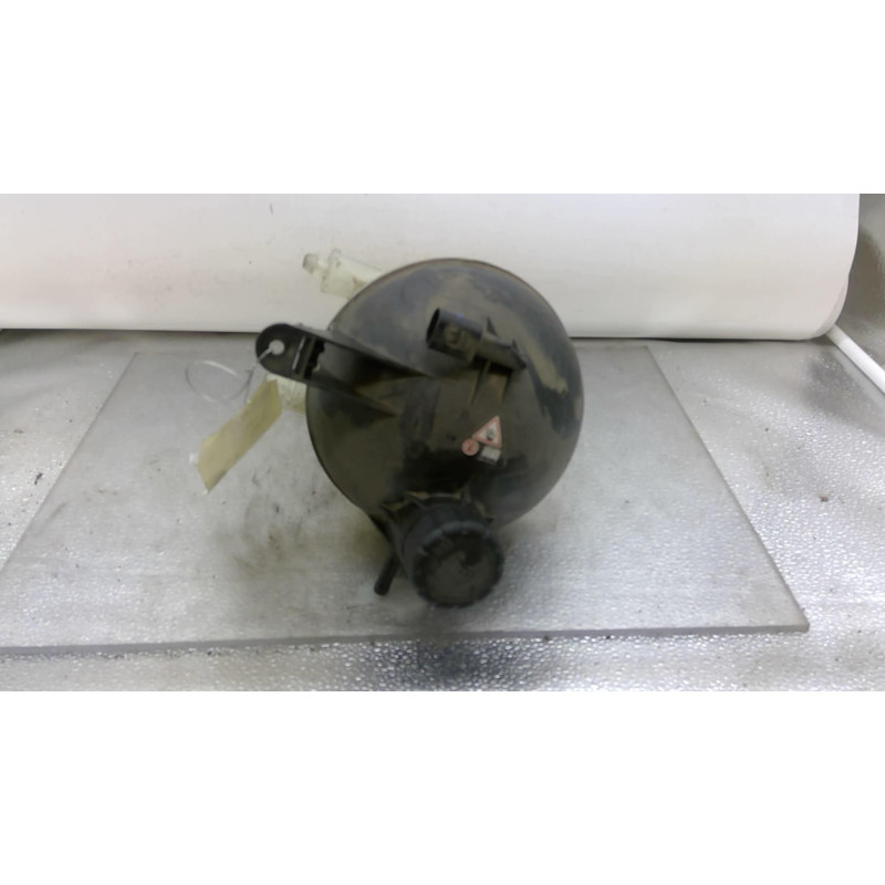 Vase d'expansion MERCEDES CLASSE B 245 Photo n°1