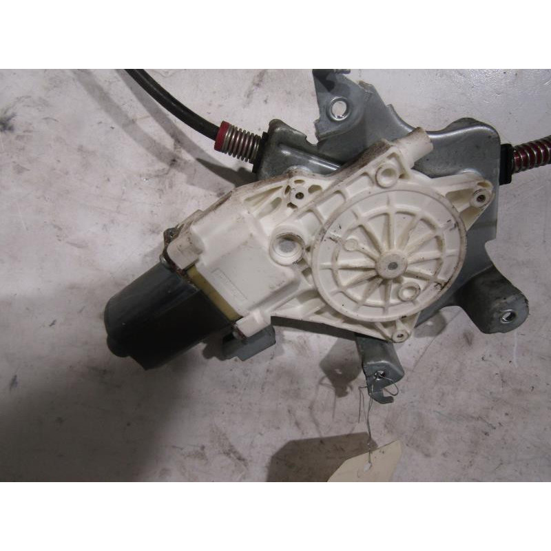 Leve vitre electrique avant droit NISSAN MICRA 3 Photo n°1