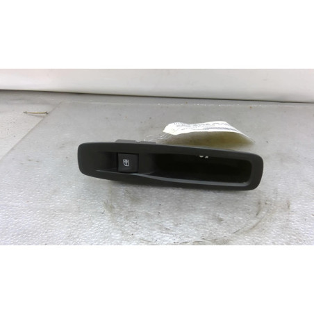 Interrupteur de leve vitre arriere droit RENAULT MEGANE 4