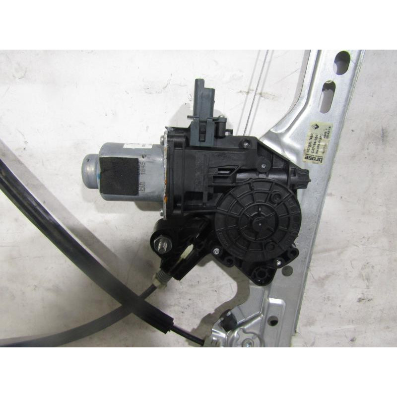 Leve vitre electrique avant droit RENAULT MEGANE 4 Photo n°1