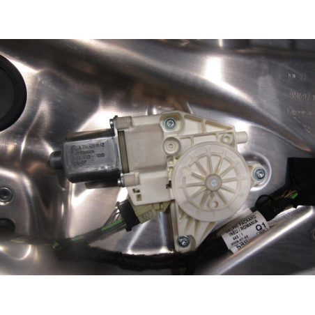 Leve vitre electrique avant gauche MERCEDES CLASSE C 204